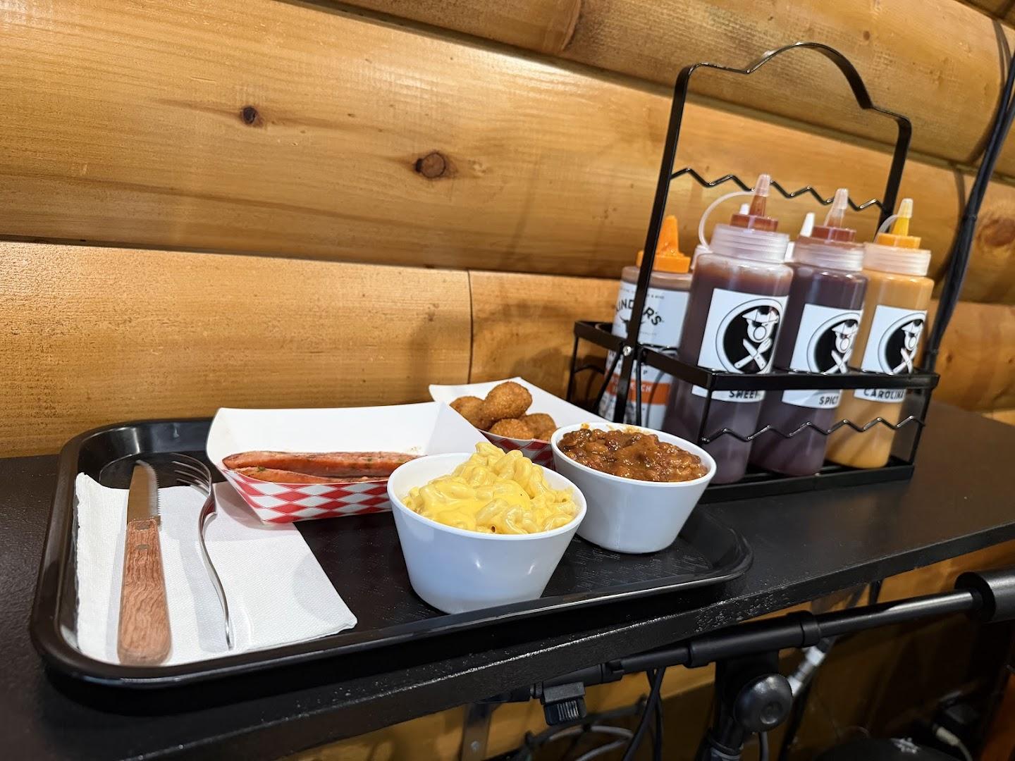 6 Bucks Bar & Grille