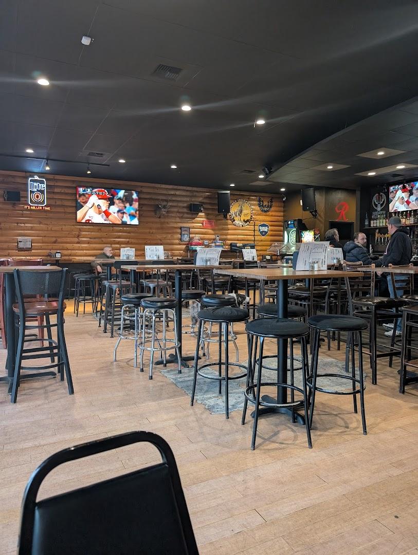 6 Bucks Bar & Grille